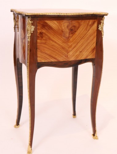XVIIIe siècle - Table de salon Louis XV estampillée Nicolas Petit