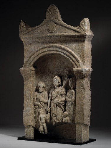 Stèle funéraire grecque, environ 4e-3e siècle av. J.-C. - Desmet Galerie