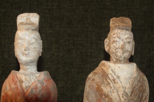  - Couple de dignitaires en terre cuite de la dynastie Tang, Chine 618-907 avant J.-C.