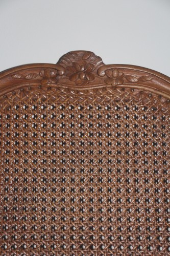 Antiquités - Paire de fauteuils cannés Louis XV, estampillés Etienne Saint-Georges
