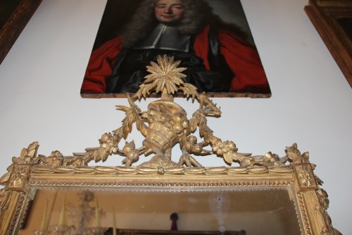 Miroir en bois doré éd'poque Louis XVI, Angleterre XVIIIe siècle - Didascalies
