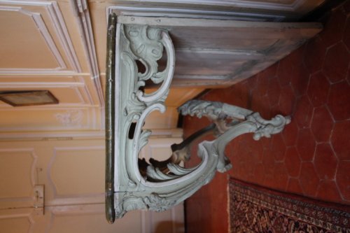 Console en bois laqué vert époque Louis XV, plateau à l'imitation du marbre - Didascalies