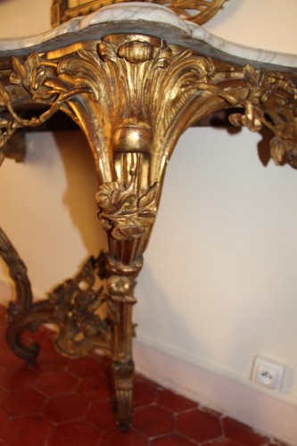Antiquités - Console en bois doré, plateau de marbre, époque Louis XV
