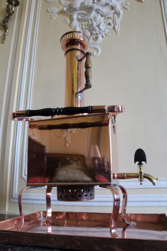 Directoire - Fontaine à eau chaude en cuivre, époque du Directoire, fin du XVIIIe siècle