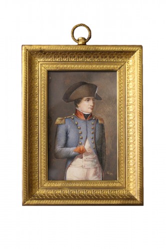 Napoléon Bonaparte en tenue militaire, miniature sur ivoire vers 1800