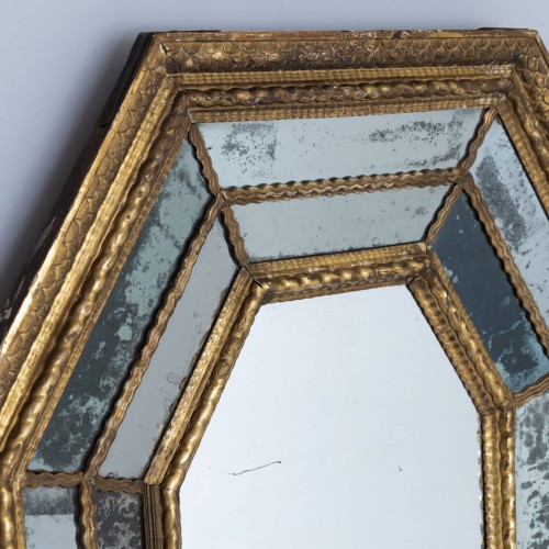 Antiquités - Miroir octogonal doré et à facettes, Espagne XVIIe siècle