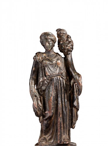 Statuette romaine en bronze figurant Fortuna