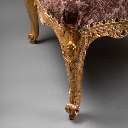 Antiquités - Paire de larges fauteuils époque Régence XVIIIe siècle