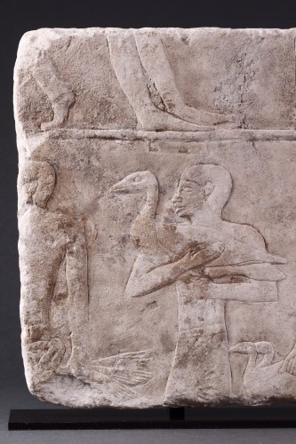 Grand relief égyptien en pierre calcaire - Archéologie Style 