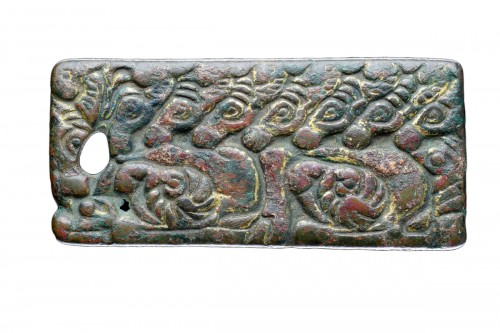 Plaque rectangulaire en bronze doré, Chine ancienne 3e - 2e siècle avant  J.?-?C.