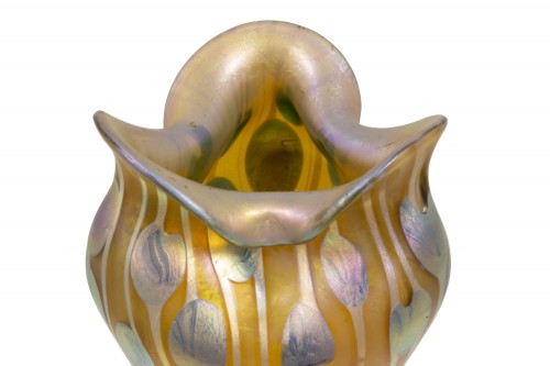 XXe siècle - Vase viennois Art nouveau Loetz décor non identifié ca. 1901