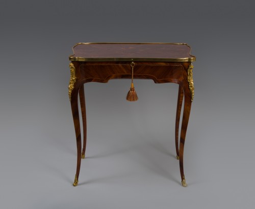 Mobilier Table & Guéridon - Table bureau Louis XV estampillée Pierre MIGEON II