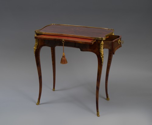 Table bureau Louis XV estampillée Pierre MIGEON II - Franck Anelli Fine Art