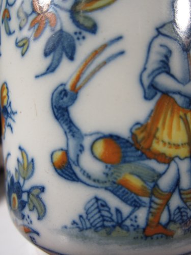 XVIIIe siècle - Pot en faïence à décor de Chinoiseries, Alcora 1735-60