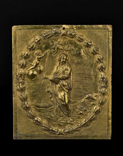 Art sacré, objets religieux  - Plaque en bronze doré représentant Sainte Geneviève, XVIIIe siècle