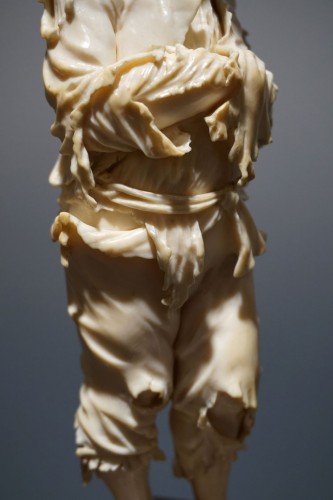 Paire de sculptures en ivoire, Allemagne XVIIIe siècle - Sculpture Style 