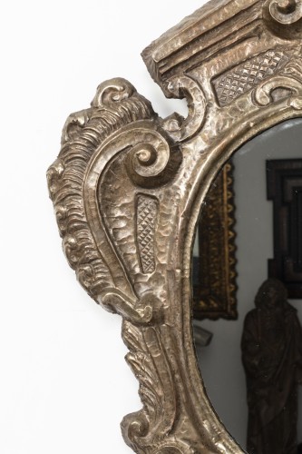 Miroirs, Trumeaux  - Paire de miroirs en cuivre étamé - Italie XVIIIe siècle