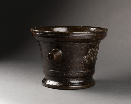 Collections Instruments scientifiques - Mortier en bronze - France Circa 1500