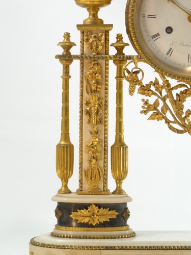 Pendule Louis XVI, fin XVIIIe siècle - Galerie de Fontaine
