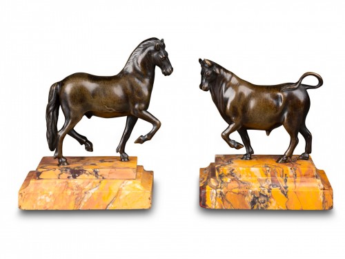 Cheval et Taureau en bronze patiné