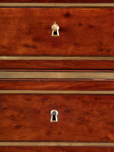 Commode à quatre rangs de tiroirs - Louis XVI