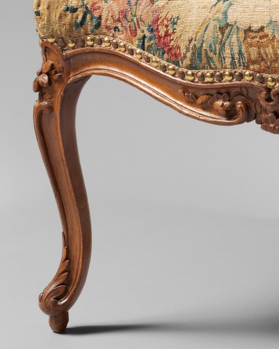 Paire de fauteuils à la Reine avec leur tapisserie d’origine Estampille de François REUZE - Galerie Delvaille