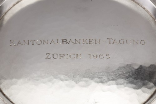 Années 50-60 - Coupe à fruit ovale en argent martelé XXè siècle Zurich