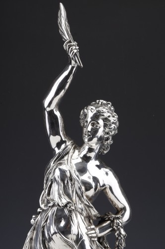 Jacques Léonard Maillet (1823-1894) - Statue allégorique en argent massif circa 1866 - Emmanuel Redon Silver Fine Art