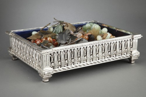 Argenterie et Arts de la table  - Christofle - Jardinière en bronze argenté XIXe siècle