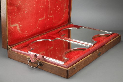 Argenterie et Arts de la table  - Surtout de table dans son coffre en chêne Fin XIXe