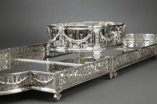 Queille – Surtout de table et sa Jardinière en argent massif XIXè - Napoléon III