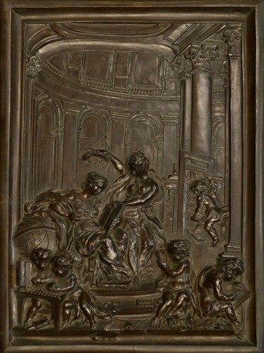 Bas-relief en bronze représentant une allégorie de l'imprimerie par L. R. Luce