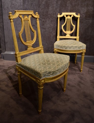 Suite de cinq chaises d'époque Louis XVI à dossier lyre - Sièges Style Louis XVI