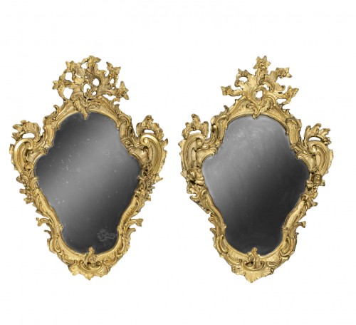 Paire de miroirs rococo du XVIIIe siècle