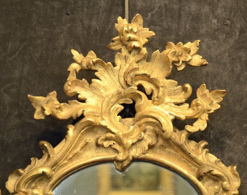 XVIIIe siècle - Paire de miroirs rococo du XVIIIe siècle