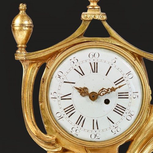 Horlogerie Pendule - Bibelot porte-montre supportant un personnage en porcelaine de Meissen