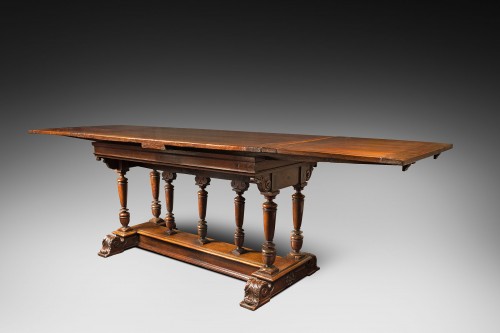 Mobilier Table & Guéridon - Table d'apparat d'époque Renaissance à tirettes dite "à l'italienne"