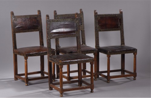 Suite de quatre chaises à dos d'époque Renaissance - Sièges Style Renaissance