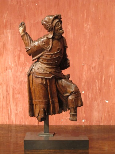 Elément de retable anversois représentant un guerrier d'époque Gothique - Sculpture Style Moyen Âge