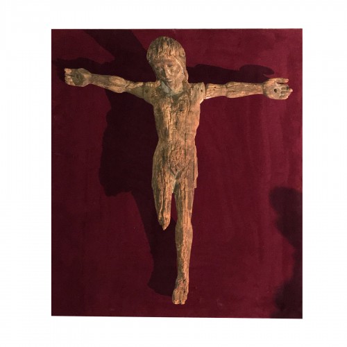Christ en croix du XIIIe siècle