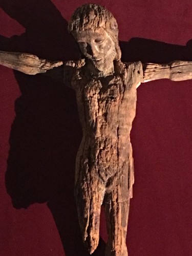 Art sacré, objets religieux  - Christ en croix du XIIIe siècle