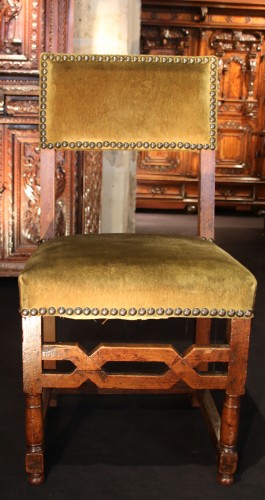 Suite de six chaises d'époque Henri IV - Galerie Gabrielle Laroche