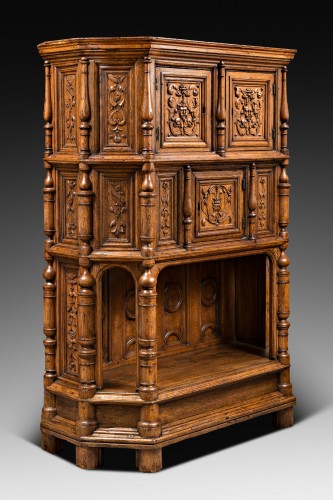Mobilier Cabinet & Coffre - Dressoir à décor de rinceaux et candélabres d'époque Renaissance