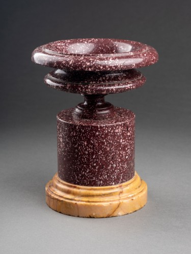 Objet de décoration Cassolettes, coupe et vase - Coupe en porphyre