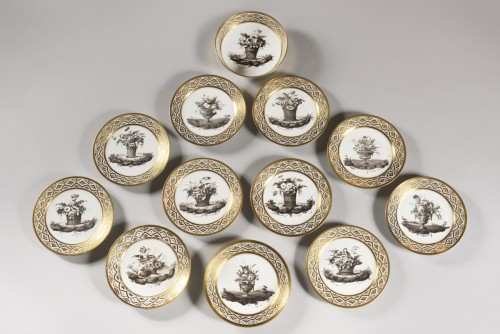 Service à dessert en porcelaine de J.B LOCRÉ - Céramiques, Porcelaines Style Louis XVI