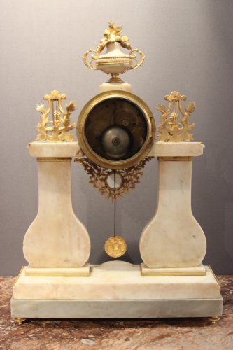 Pendule Louis XVI - Galerie Bordet