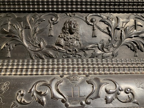 Miroirs, Trumeaux  - Miroir en ébène Louis XIII