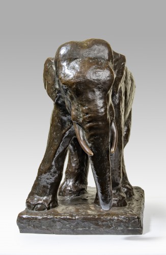 Sculpture Sculpture en Bronze - RICHTER Etha (1888 – 1965) - Eléphant
