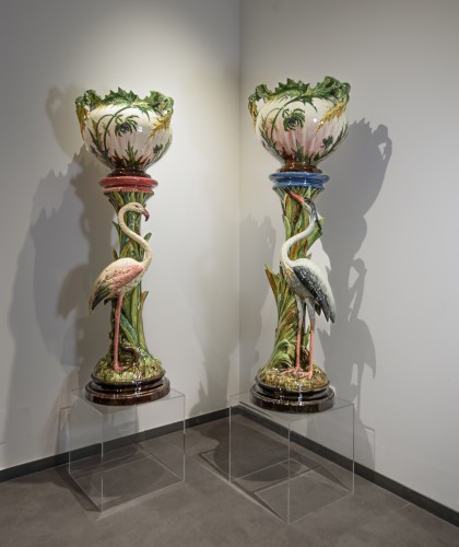 Céramiques, Porcelaines  - J. MASSIER (1820-1909) Paire de jardinières héron et flamand rose Barbotine Vallauris