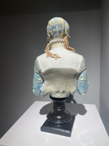 XIXe siècle - Paire de bustes en céramique de la Manufacture de Choisy-le-Roy